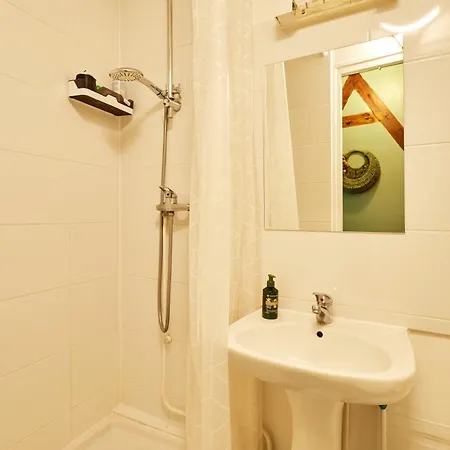 Lovely Small In The Heart Of Saint-germain Paris